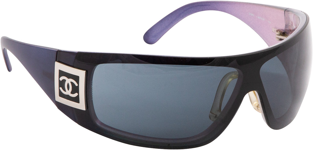 Fendi First - Shield sunglasses with gray gradient lenses